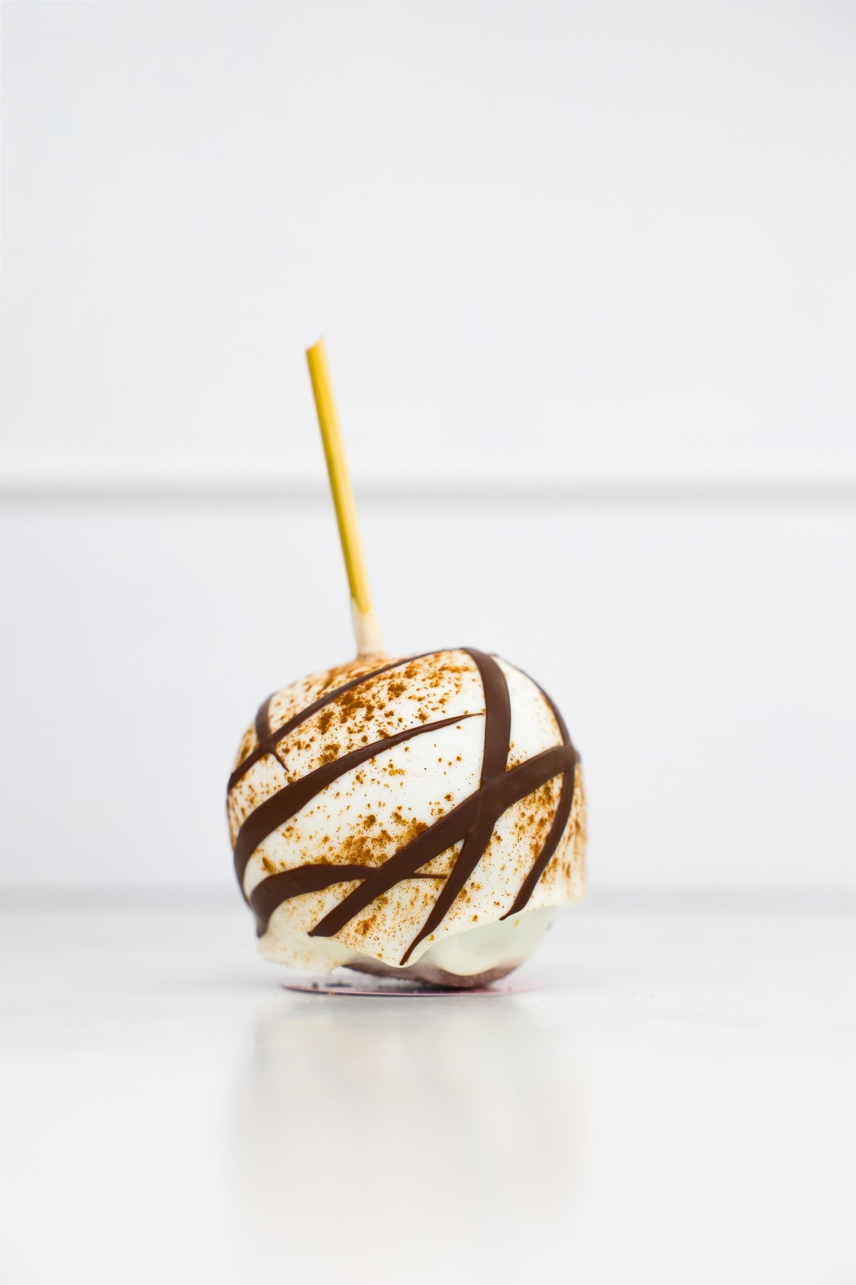 Cinnamon Roll Caramel Apple