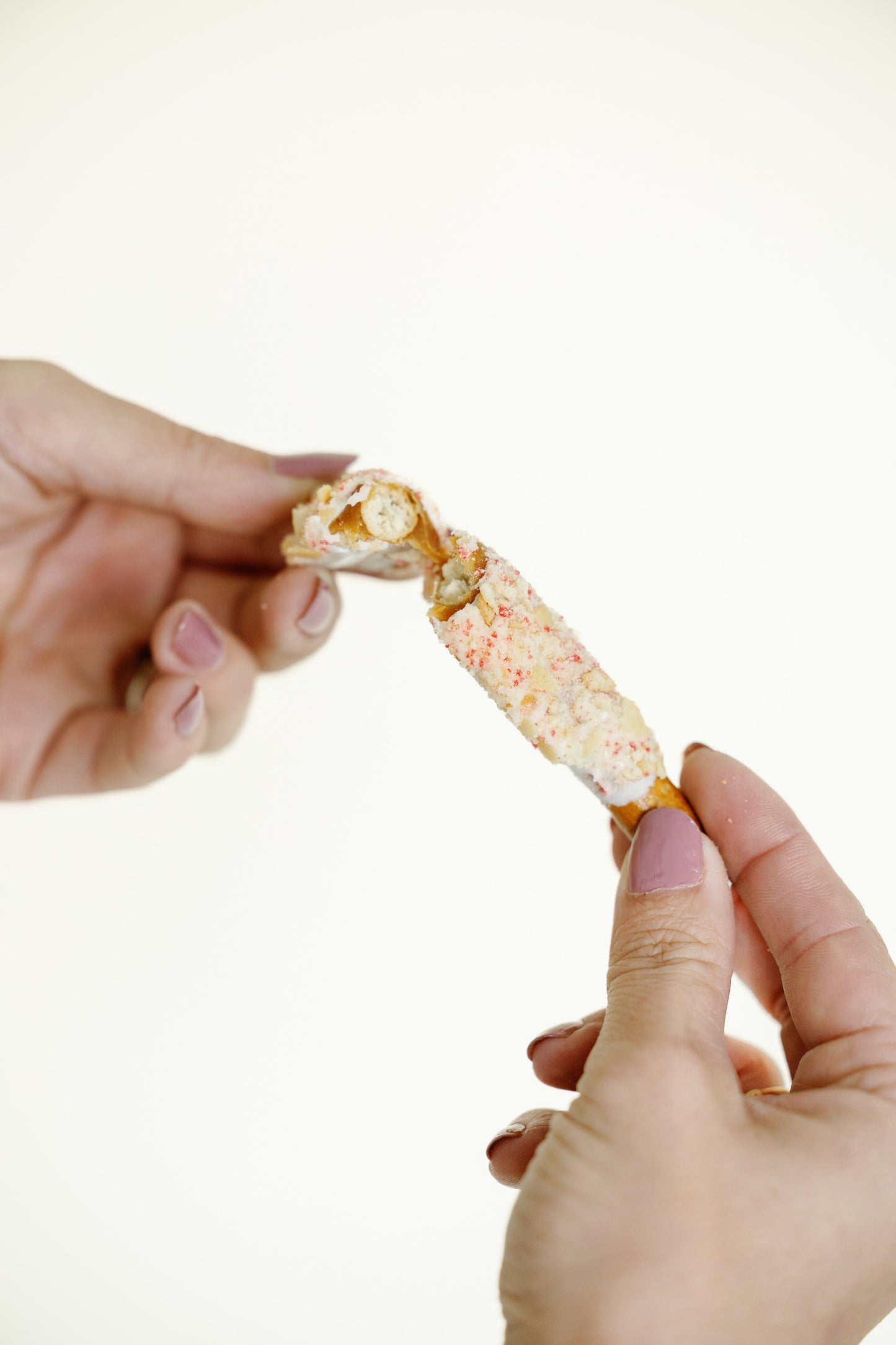 Strawberry Crunch Pretzel Pack