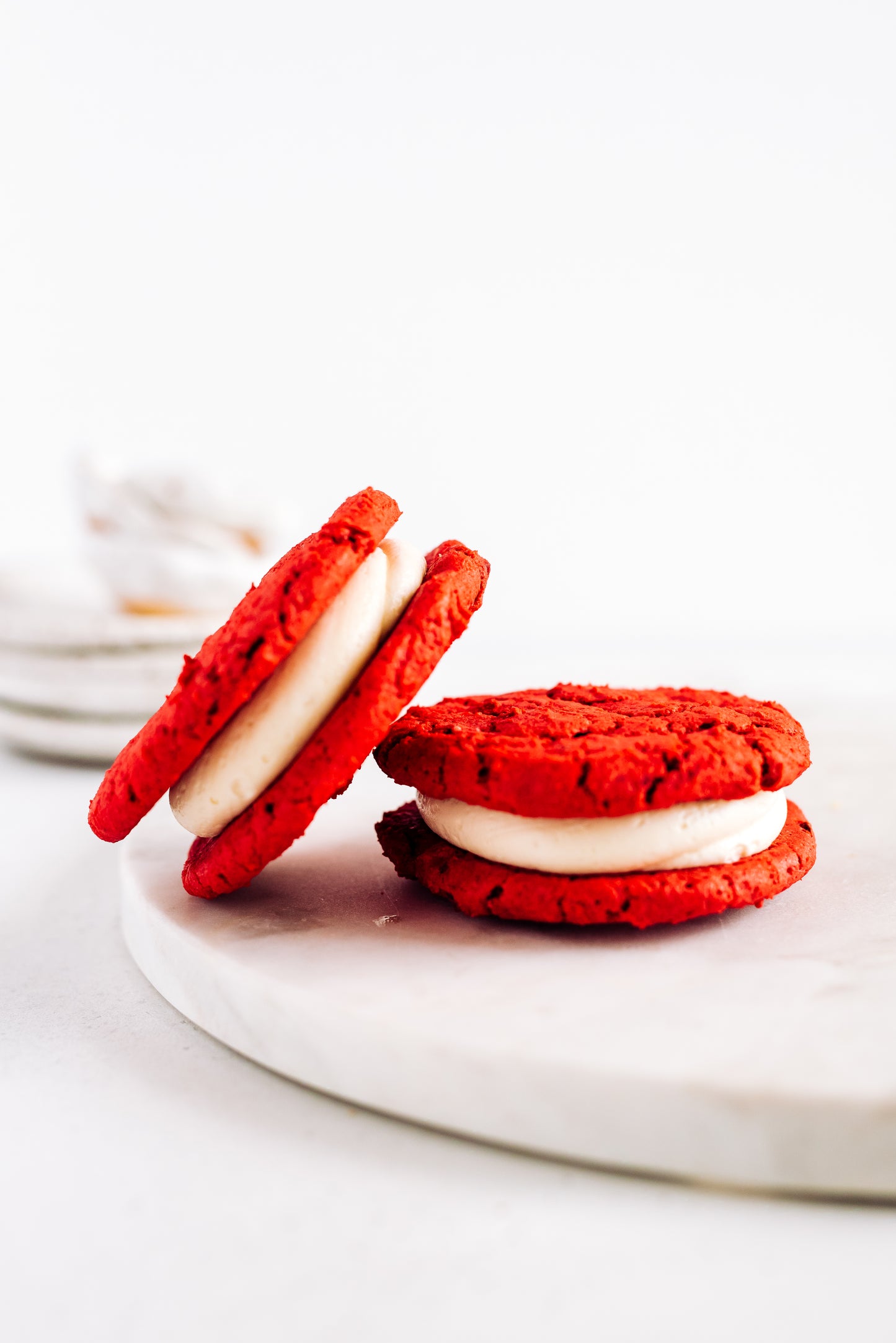 Red Velvet MUNCH-O Cookie Sandwich image 0